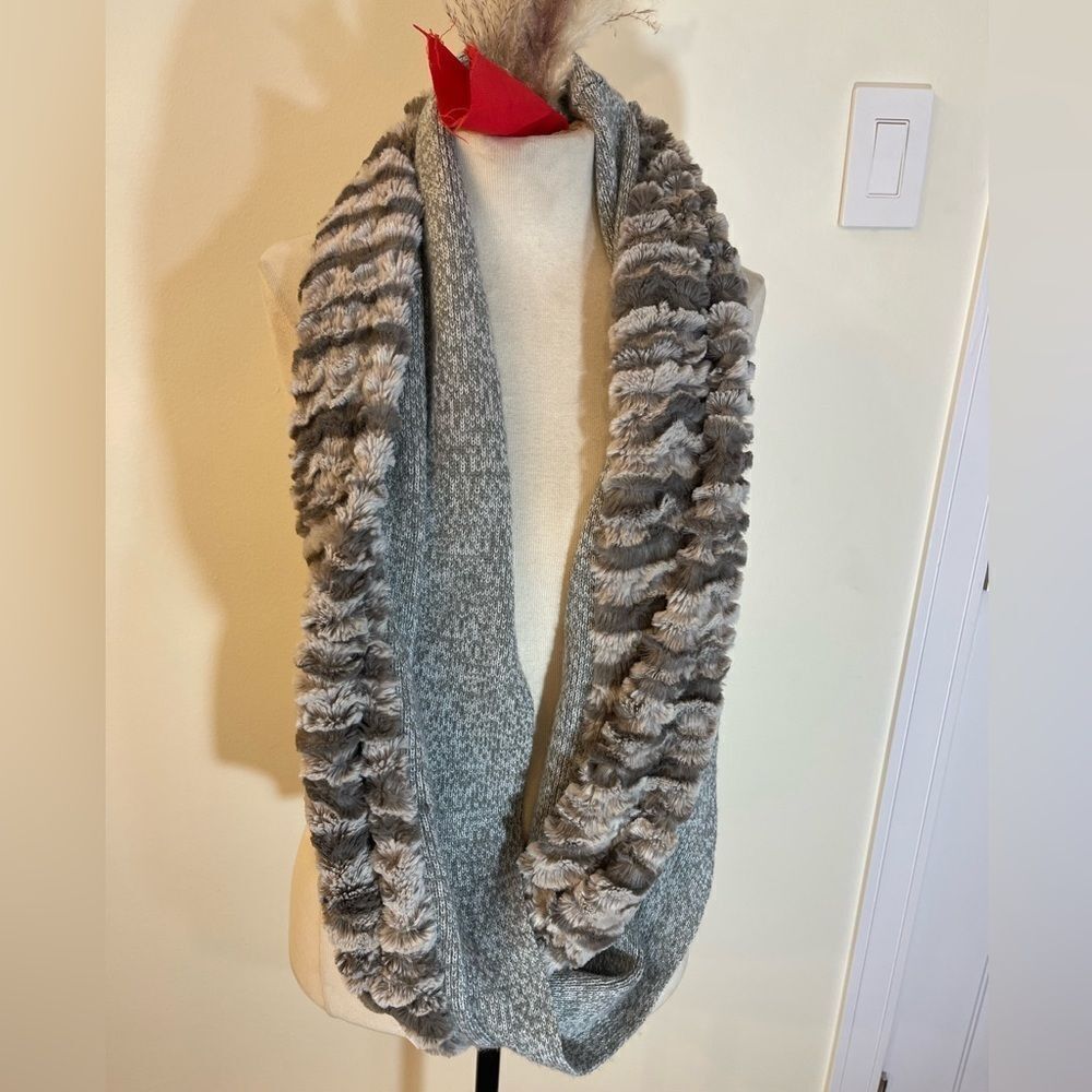 Faux-fur infinity scarf | 13’’x54’’ | Faux- Fur one piece wrap around scarf